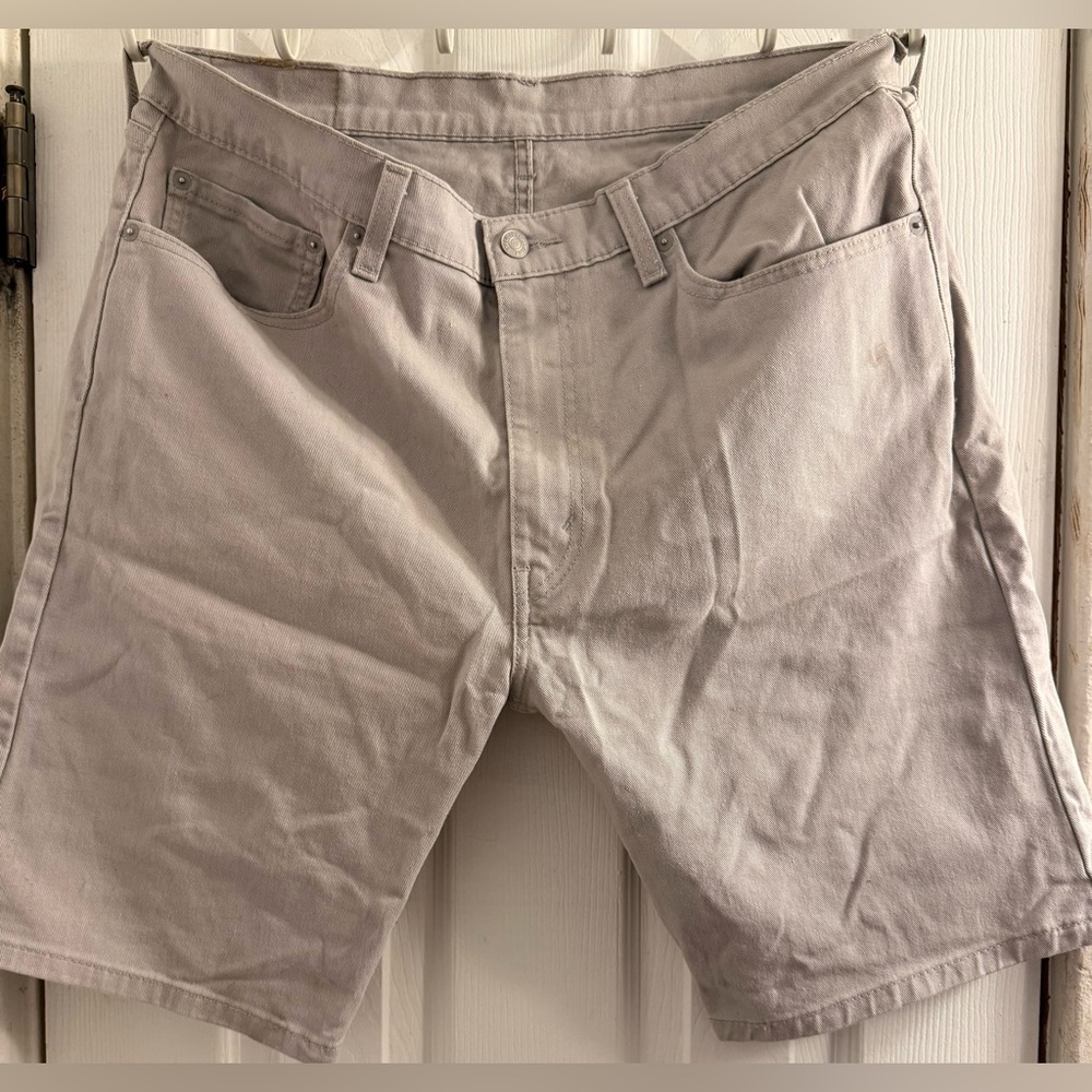 Levi's Men's Light Gray Jean Shorts